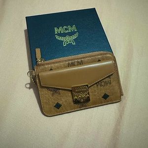 mcm card keychain wallet